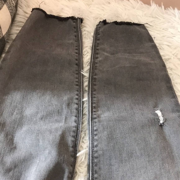 SPANX Gray Distressed Skinny Denim Jegging - Picture 10 of 15